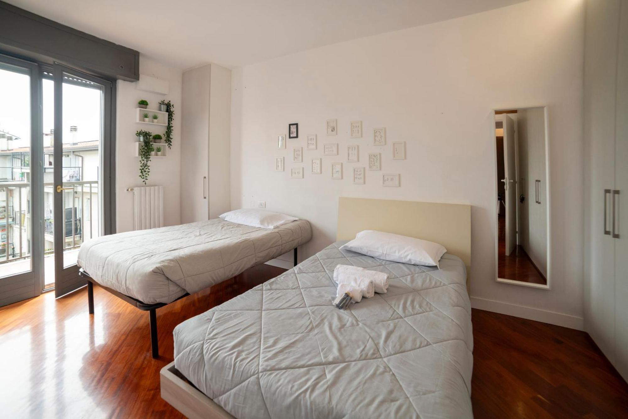 Villa Fenix Milano Buitenkant foto